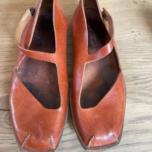 Artisan Handmade Cydwoq leather shoes